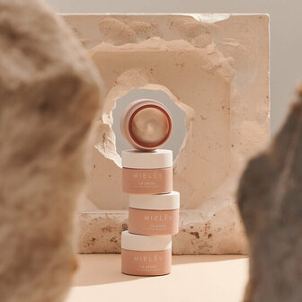 Mielēv Le P&eacute;tale Eye Wonder Cream